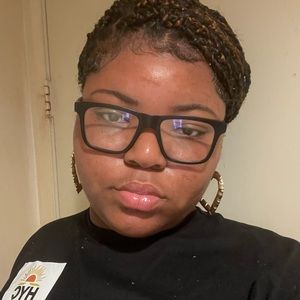 Meet your Posher, Lauryn